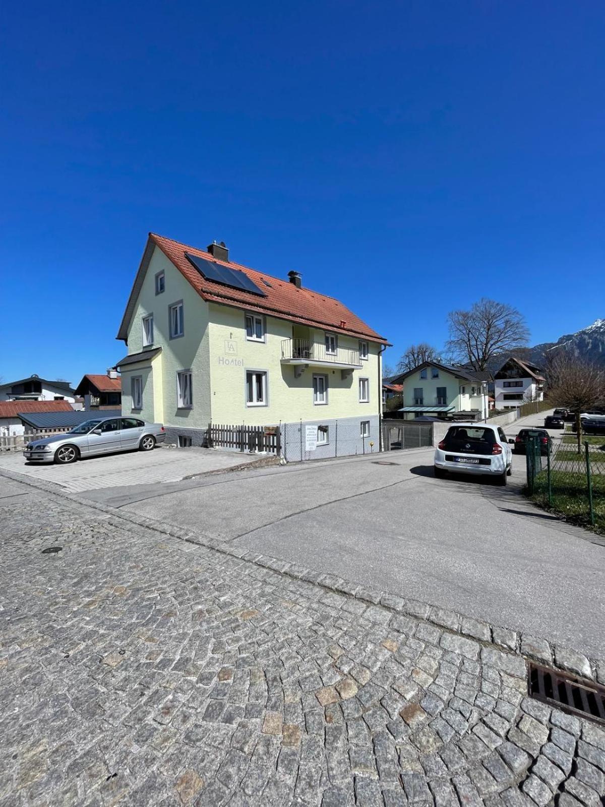 Füssen House La Neuschwanstein Blick - Budget City Hotel מראה חיצוני תמונה
